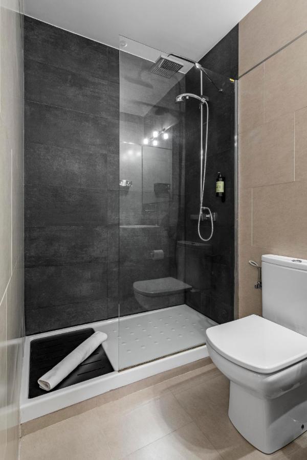 Charming Tirso De Molina III Apartment Madrid Exterior foto